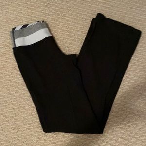 Lululemon yoga pants